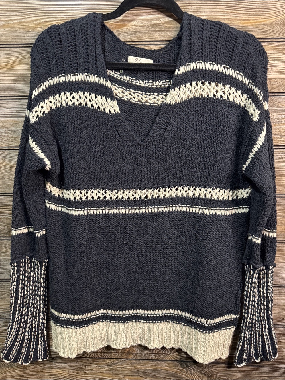 Elam Navy and Cream V-Neck Stripe Knit Sweater
